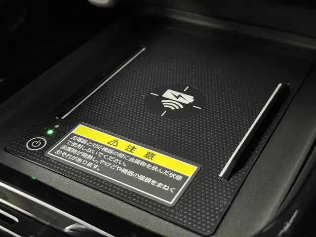 ホンダ ヴェゼル ハイブリッド e:HEV Z PLaYパッケージ 福岡県 2025(令7)年 0.1千km プレミアムサンライトホワイトパール 登録済未使用車　/純正９型ナビ　/バックカメラ　/置くだけ充電　/ＥＴＣ２．０　/衝突軽減　/レーンキープ　/ＢＳＷ　/アクセル踏み間違い防止　/パドルシフト　/ヒルディセントコントロール　/パワーバックドア　/純正１８インチＡＷ　/ＬＥＤ