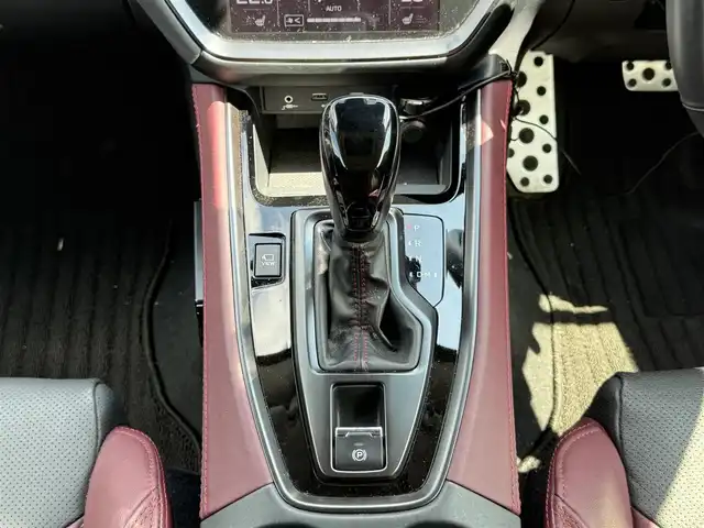 スバル レヴォーグ STIスポーツR EX 道南・函館 2022(令4)年 1.4万km WRブルーパール ・純正メモリナビ/・フルセグＴＶ/・ドライブレコーダー/・サンルーフ/・バックカメラ/・クルーズコントロール/・コーナーセンサー/・レーンキープアシスト/・パワーバックドア/・パワーシート/・シートヒーター/・LEDヘッドライト/・スペアキー/・プッシュスタート/・ETC