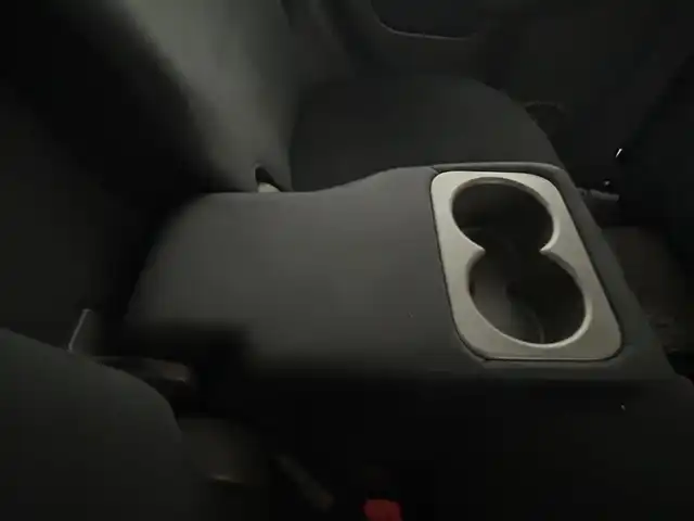 日産 キューブ 15X Vセレクション 岡山県 2018(平30)年 11.1万km スオミブルー 純正ナビ/（CD/DVD/BT/フルセグ/AUX)/バックカメラ/ドライブレコーダー(前）/ＥＴＣ/オートライト/オートハイビーム/フォグランプ/ヘッドランプレベライザー/プッシュスタート/アイドリングストップ/純正フロアマット/TVキャンセラー/ISOFIX/ステアリングスイッチ/チルトステアリング/シートリフター/ドアバイザー/スマートキー×2