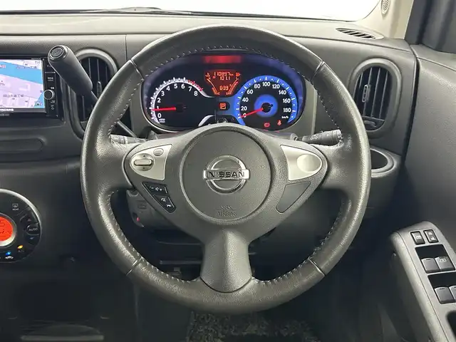 日産 キューブ 15X Vセレクション 岡山県 2018(平30)年 11.1万km スオミブルー 純正ナビ/（CD/DVD/BT/フルセグ/AUX)/バックカメラ/ドライブレコーダー(前）/ＥＴＣ/オートライト/オートハイビーム/フォグランプ/ヘッドランプレベライザー/プッシュスタート/アイドリングストップ/純正フロアマット/TVキャンセラー/ISOFIX/ステアリングスイッチ/チルトステアリング/シートリフター/ドアバイザー/スマートキー×2