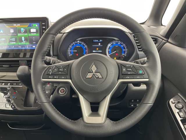 三菱 デリカミニ T プレミアム 愛知県 2025(令7)年 0.1千km 緑Ｍ 届出済未使用車/純正9型ディズプレイオーディオ　ナビ機能なし/マイパイロット/サイドデカール/全方位カメラ/両側パワースライドドア/シートヒーター/クルーズコントロール/コーナーセンサー/純正アルミホイール/ルーフレール/LEDヘッドライト/パドルシフト/インテリジェントミラー/オートマチックハイビーム/衝突軽減システム/Bluetooth/ステアリングスイッチ/スマートキー/プッシュスタート