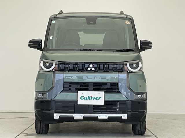 三菱 デリカミニ T プレミアム 愛知県 2025(令7)年 0.1千km 緑Ｍ 届出済未使用車/純正9型ディズプレイオーディオ　ナビ機能なし/マイパイロット/サイドデカール/全方位カメラ/両側パワースライドドア/シートヒーター/クルーズコントロール/コーナーセンサー/純正アルミホイール/ルーフレール/LEDヘッドライト/パドルシフト/インテリジェントミラー/オートマチックハイビーム/衝突軽減システム/Bluetooth/ステアリングスイッチ/スマートキー/プッシュスタート