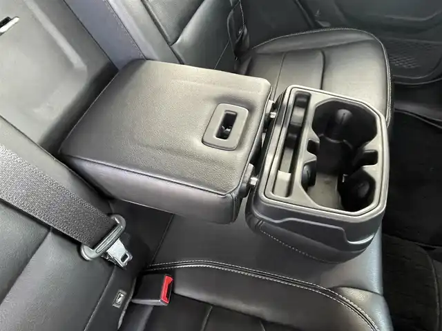 クライスラー・ジープ ジープ ラングラー アンリミテッド サハラ 滋賀県 2020(令2)年 2.2万km 黒 黒革/・前席シートヒーター /ハンドルヒーター/衝突軽減ブレーキ/ACC/BSM/純正ナビ（BT/USB/AUX/DTV）/ALPINEスピーカー/フロントカメラ/バックカメラ/ETC2.0/前後コーナーセンサー/純正LEDヘッドライト/純正18インチAW