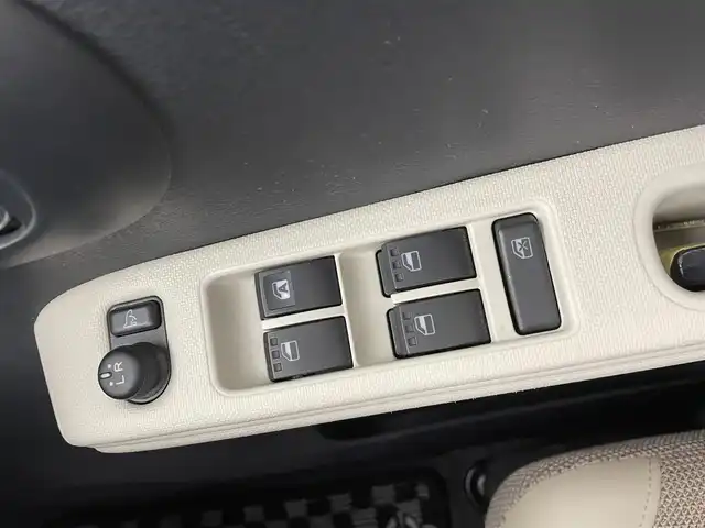 ダイハツ ミラ ココア X 群馬県 2013(平25)年 3.9万km プラムブラウンクリスタルマイカ 純正７型Ｗナビ　盗難防止装置　横滑り防止　電格ミラー　ＩＤストップ　ヘッドライトレベライザー　オートエアコン　ＥＴＣ　前後ドラレコ　スマートキー　純正フロアマット　ベンチシート　フルセグ　スペアキー