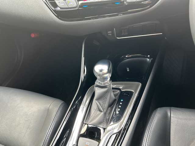 トヨタ Ｃ－ＨＲ G モード ネロセーフティプラスⅡ 千葉県 2022(令4)年 5.4万km スパークリングブラックパールクリスタルシャイン モデリスタフルエアロ　モデリスタイルミスカッフプレート　4本出マフラー　LED　オートライト　ディスプレイオーディオ　全方位カメラ　ドラレコ　ETC　クルコン　BT　フルセグ　AC100V　RCTA　BSM LTA PCS AHB USB　オートワイパー