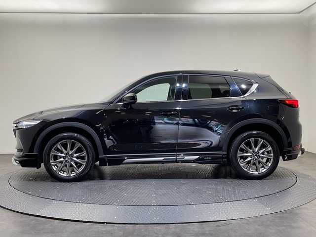 マツダ ＣＸ－５ XD エクスクルーシブモード 愛媛県 2021(令3)年 3.3万km ジェットブラックマイカ １０．２５型ナビ/フルセグ／Ｂｌｕｅｔｏｏｔｈ／ａｐｐｌｅｃａｒｐｌａｙ／ａｎｄｒｏｉｄａｕｔｏ/全方位カメラ/サンルーフ/レーダークルーズコントロール/パワーバックドア/ＤＮ席シートヒーター/ベンチレーション/パワーシート/レザーシート/DAMDエアロ/BOSEスピーカー/前後コーナーセンサー/ブラインドスポットモニター/レーンキープアシスト/オートマチックハイビーム/衝突軽減ブレーキ