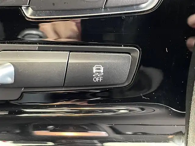 ＢＭＷ ２１８ｄ アクティブツアラー Mスポーツ 岩手県 2016(平28)年 6.6万km 白 ディーゼルターボ/パドルシフト/衝突被害軽減システム/コーナーセンサー/車線逸脱警報/横滑り防止装置/アイドリングストップ/可変スピードリミッター/走行モードセレクト/純正ナビ/ステアリングスイッチ/TVチューナー/バックカメラ/ETC/トノカバー/LEDヘッドライト/純正１７インチアルミホイール