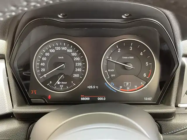 ＢＭＷ ２１８ｄ アクティブツアラー Mスポーツ 岩手県 2016(平28)年 6.6万km 白 ディーゼルターボ/パドルシフト/衝突被害軽減システム/コーナーセンサー/車線逸脱警報/横滑り防止装置/アイドリングストップ/可変スピードリミッター/走行モードセレクト/純正ナビ/ステアリングスイッチ/TVチューナー/バックカメラ/ETC/トノカバー/LEDヘッドライト/純正１７インチアルミホイール