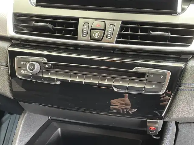 ＢＭＷ ２１８ｄ アクティブツアラー Mスポーツ 岩手県 2016(平28)年 6.6万km 白 ディーゼルターボ/パドルシフト/衝突被害軽減システム/コーナーセンサー/車線逸脱警報/横滑り防止装置/アイドリングストップ/可変スピードリミッター/走行モードセレクト/純正ナビ/ステアリングスイッチ/TVチューナー/バックカメラ/ETC/トノカバー/LEDヘッドライト/純正１７インチアルミホイール