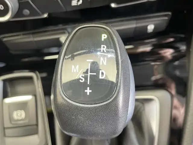 ＢＭＷ ２１８ｄ アクティブツアラー Mスポーツ 岩手県 2016(平28)年 6.6万km 白 ディーゼルターボ/パドルシフト/衝突被害軽減システム/コーナーセンサー/車線逸脱警報/横滑り防止装置/アイドリングストップ/可変スピードリミッター/走行モードセレクト/純正ナビ/ステアリングスイッチ/TVチューナー/バックカメラ/ETC/トノカバー/LEDヘッドライト/純正１７インチアルミホイール