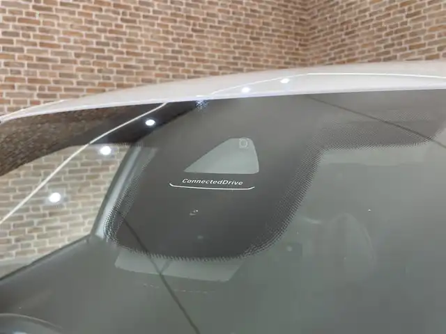 ＢＭＷ ２１８ｄ アクティブツアラー Mスポーツ 岩手県 2016(平28)年 6.6万km 白 ディーゼルターボ/パドルシフト/衝突被害軽減システム/コーナーセンサー/車線逸脱警報/横滑り防止装置/アイドリングストップ/可変スピードリミッター/走行モードセレクト/純正ナビ/ステアリングスイッチ/TVチューナー/バックカメラ/ETC/トノカバー/LEDヘッドライト/純正１７インチアルミホイール