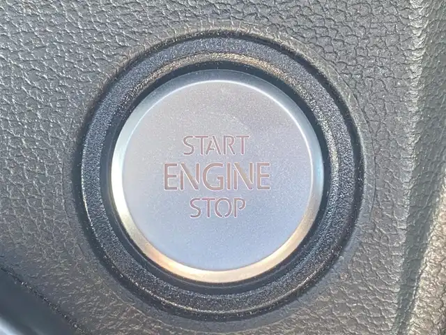 フォルクスワーゲン ザ・ビートル ターボ 熊本県 2014(平26)年 6万km 黒 純正ナビ/FM/AM/CD/DVD/SD/BT/VTR/MusicCatcher/・DTV/・バックカメラ/パッシブセーフティ/・フロントエアバック/・サイドエアバック/・むちうち軽減ヘッドレスト/クルーズコントロール/コーナーセンサー/サンルーフ/ドライブレコーダー（前方）/革巻きステアリング/ステアリングスイッチ/ウィンカーミラー/電動格納ミラー/ミラーヒーター/パーキングライト/オートライト/レーダー検知（社外）/社外車高調/純正フロアマット/純正ドアバイザー/純正アルミホイール