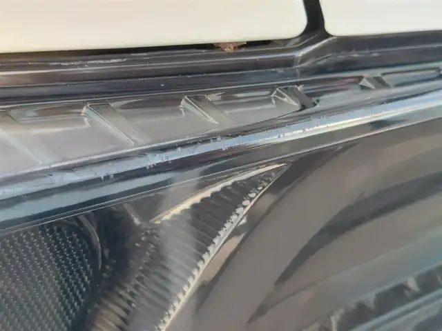 スバル ＢＲＺ GT 東京都 2017(平29)年 3.1万km クリスタルホワイトP 社外ナビ/フルセグTV/バックカメラ/ETC/プッシュスタート/クルーズコントロール/パドルシフト/ハーフレザーシート/シートヒーター/TRDドアスタビライザー/LEDヘッドライト/オートライト/ドアバイザー/17インチ純正アルミホイール/スマートキー