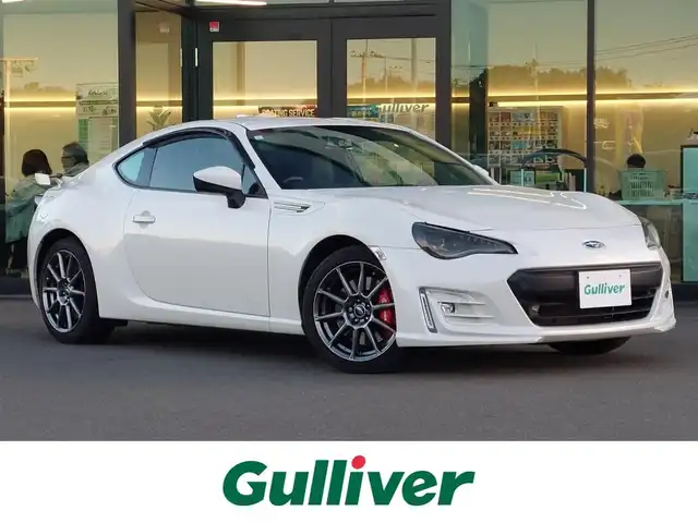 スバル ＢＲＺ GT 東京都 2017(平29)年 3.1万km クリスタルホワイトP 社外ナビ/フルセグTV/バックカメラ/ETC/プッシュスタート/クルーズコントロール/パドルシフト/ハーフレザーシート/シートヒーター/TRDドアスタビライザー/LEDヘッドライト/オートライト/ドアバイザー/17インチ純正アルミホイール/スマートキー