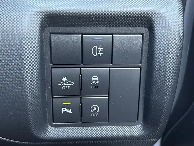 トヨタ ライズ Z 島根県 2023(令5)年 0.8万km シャイニングホワイトパール 登録時走行距離7886km/純正ディスプレイオーディオ(Apple Car Play/Android Auto/Bluetooth/ラジオ)/全周囲カメラ/サイドカメラ/フロントカメラ/バックカメラ/前席シートヒーター/ブラインドスポットモニター/前後コーナーセンサー/レーダークルーズコントロール/横滑り防止装置/レーンキープアシスト/衝突被害軽減ブレーキ/前後ドライブレコーダー/ETC/LEDヘッドライト/フォグランプ/オートライト/ウィンカーミラー/スマートキー(スペアキー×1)/純正AW/禁煙車