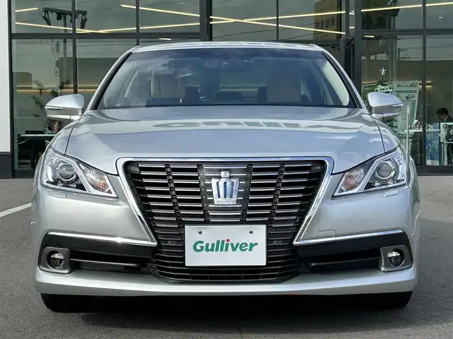 トヨタ クラウン ハイブリッド ロイヤルサルーンG 愛媛県 2014(平26)年 1.4万km プレシャスシルバー ・ワンオーナー/・サンルーフ/・メーカーオプションマルチナビ/CD/DVD/フルセグTV/MSV/USB/・バックカメラ/・クルーズコントロール/・ベージュ革シート/D/N/パワーシート/シートヒーター/エアーシート/D/メモリーシート/・ドラレコ前方/・社外レーダー/・コーナーセンサー/・スペアキー2本/うち１本カードキー