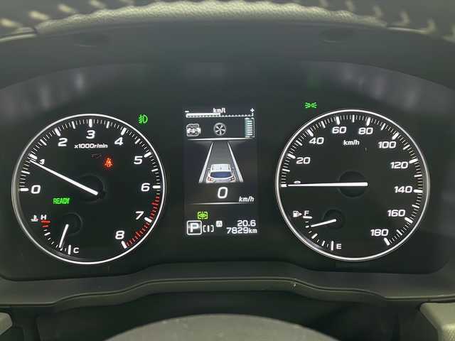 スバル クロストレック リミテッド 兵庫県 2023(令5)年 0.8万km クリスタルホワイトP ・純正11.6インチセンターディスプレイナビ/（TV/BT/USB/AUX)/・全方位カメラ/・ビルトインETC/・アイサイト/・プリクラッシュブレーキ/・エマージェンシーブレーキアシスト/・車線逸脱防止機能/・スバルリヤビークルディテクション(SRVD)/・ドライバーモニタリングシステム/・VDC/・オートビークルホールド(AVH)/・ステアリング連動ヘッドランプ（SRH）/・オートマチックハイビーム/・レーダークルーズコントロール/・SIーDRIVE/・パドルシフト/・運転席メモリー付きパワーシート/・前席シートヒーター/・ステアリングヒーター/・LEDフォグランプ/・リアフォグランプ/・スマートキー