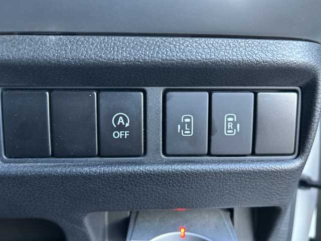 スズキ スペーシア カスタム HYBRID XS 岐阜県 2019(平31)年 5.8万km ピュアホワイトP 登録時走行距離58052km/両側パワースライドドア/社外ＳＤナビ/禁煙車/バックカメラ/ドライブレコーダー/レーンキープアシスト/コーナーセンサー/ＬＥＤヘッドライト/ハーフレザーシート/シートヒーター/フロントフォグランプ/オートライト/Bluetooth接続/CDチェンジャー/ETC/純正アルミホイール/ドアバイザー/プッシュスタート/スマートキー/アイドリングストップ/衝突被害軽減システム