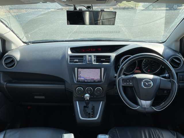 マツダ プレマシー 20S 福岡県 2011(平23)年 13.4万km パール