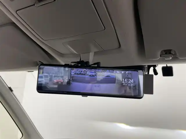 スズキ ソリオ HV MZ 大分県 2023(令5)年 5.6万km メロウディープレッドパール スズキセーフティーサポート/・デュアルセンサーブレーキサポート/・標識認識機能/・発進お知らせ機能/・アダプティブクルーズコントロール/・車線維持支援機能/・ハイビームアシスト/社外ナビ/（フルセグ/Bluetooth/CD/DVD)/ヘッドアップディスプレイ/ETC/前席シートヒーター/ステアリングスイッチ/両側パワースライドドア/オートライト/LEDヘッドライト/社外デジタルインナーミラー/電動格納ミラー/純正アルミホイール