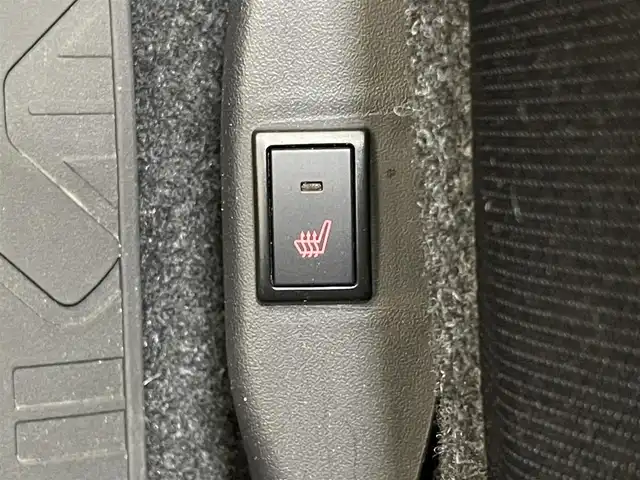 スズキ クロスビー HYBRID MZ 愛知県 2018(平30)年 6.8万km キャラバンアイボリーパールメタリック/ホワイト 2トーンルーフ 社外８型ナビ　シートヒーター　禁煙車　ドライブレコーダー　クリムソンホイール　ローダウン　パドルシフト　デュアルセンサーブレーキ　衝突軽減　車線逸脱　クルーズコントロール　ＬＥＤライト　フォグランプ