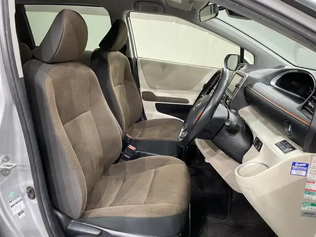 トヨタ シエンタ ハイブリッド G 愛知県 2018(平30)年 5.5万km シルバーM 純正SDナビ/CD/DVD/BT/フルセグTV/バックカメラ/シートヒーター/LEDヘッドライト/オートライト/両側パワースライドドア/ETC/トヨタセーフティーセンス/衝突軽減ブレーキ/車線逸脱警報/先行車発進お知らせ機能/オートハイビーム/革巻きステアリング/スマートキー/プッシュスタート