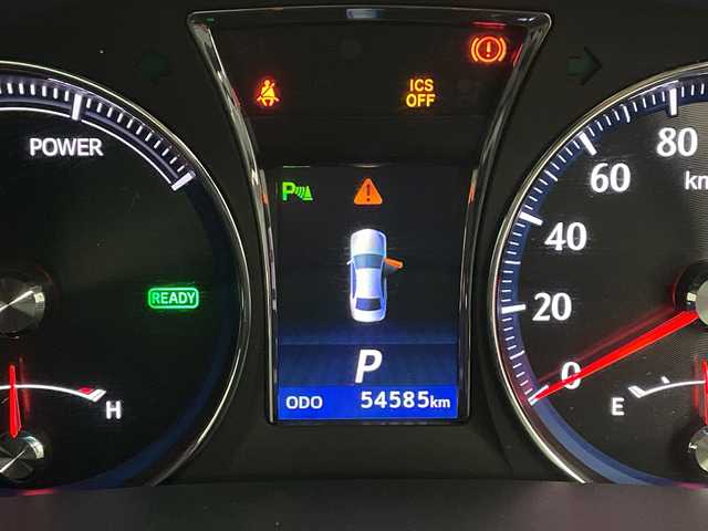 トヨタ クラウン ハイブリッド アスリートG 鹿児島県 2013(平25)年 5.5万km ホワイトパールクリスタルシャイン 純正ナビ/(フルセグTV/BT/CD/DVD/FM/AM)/バックカメラ/衝突被害軽減システム/車線逸脱警報/クルーズコントロール/サンルーフ/レザーシート/横滑り防止装置/ビルトインETC/ドライブレコーダー/アイドリングストップ/フォグランプ/オートライト/ウィンカーミラー/電動格納ミラー/純正18インチAW/シートヒーター/エアシート/シートリフター/ステアリングヒーター/メモリー機能付きパワーシート/プッシュスタート/スマートキー/フロアマット/ドアバイザー/スペアキー/取扱説明書/保証書