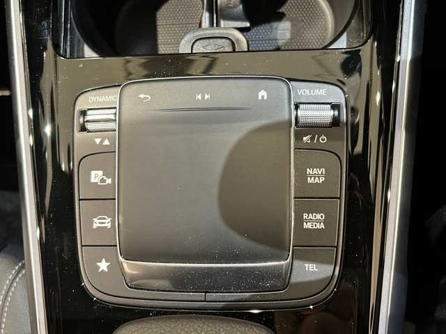 メルセデス・ベンツ Ｍ・ベンツ ＧＬＢ２００ｄ 4マチック 新潟県 2023(令5)年 1.3万km デジタルホワイト パナメリカーナグリル/AMG18インチアルミホイール/レーダーセーフティパッケージ/-アクティブブラインドスポットアシスト/-自動再発進機能/-降車時警告機能/-アクティブステアリングアシスト/-アクティブディスタンスアシストディストロニック/純正HDDナビ/フルセグTV/360°カメラシステム/ETC2.0/ドライブレコーダー/ハーフレザーシート/シートヒーター/パワーバックドア/パークトロニック/パドルシフト