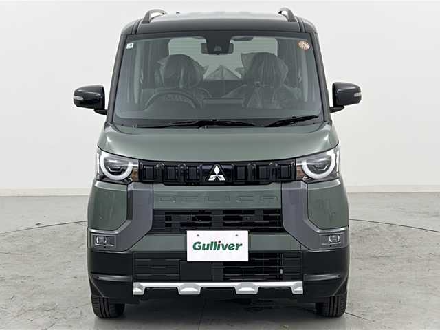 三菱 デリカミニ T プレミアム 宮城県 2025(令7)年 0.1千km ＤグリーンＭ 届出済未使用車/アラウンドビューモニター/ハーフレザーシート/両側パワースライドドア/マイパイロット/衝突軽減ブレーキ/レーンディパーチャーウォーニング/オートハイビーム/コーナーセンサー/純正9型ディスプレイオーディオ/・USB・BT・スマホ連動/デジタルインナーミラー/ステアリングヒーター/パドルシフト/ステアリングスイッチ/電動パーキングブレーキ/オートホールド/LEDヘッドライト/LEDフォグライト/スマートキー×2/純正15インチアルミホイール/ロールサンシェード/シートバックテーブル