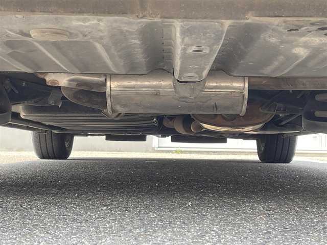 トヨタ ノア Si 佐賀県 2014(平26)年 10.7万km ブラック こちらは現金またはオートローンご利用時の価格です。/自社ローンご希望の方は別途その旨お申付け下さい/・202ブラック/・８人乗り　/・両側電動スライドドア　/・純正ＨＤＤナビ/フルセグ/ＢＴオーディオ/ＤＶＤ/ＣＤ　/・バックカメラ　/・ビルトインＥＴＣ