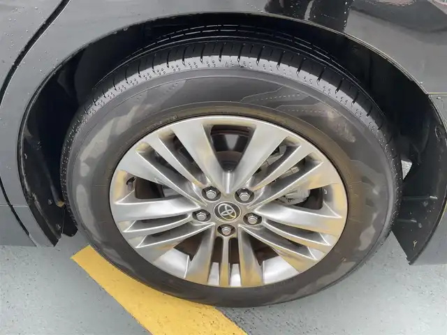 トヨタ アルファードハイブリット Z 東京都 2024(令6)年 1.8万km ブラック 法人ワンオーナー/左右独立ムーンルーフ/黒皮シート/トヨタセーフティセンス/PCS//PDA/BSM/LDA/レーンチェンジアシスト/レーダークルーズコントロール/純正コネクティドナビ/Bluetooth/フルセグTV/純正後席１３．２型モニター（V13T-R72F)/全周囲カメラ/D/Nシートヒーター・エアシート・ヒーテッドミラー/ステアリングヒーター/D/Nパワーシート/両側パワースライドドア/純正１８インチアルミ/ETC2.0/前後TZドライブレコーダー（TZ-DR212)/ドアエッジプロテクター/ワイヤレス充電/純正フロアマット/エンジンプッシュボタン/スマートキー/スペアキー１本/保証書・取説