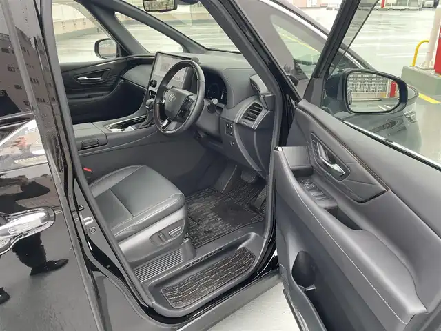 トヨタ アルファードハイブリット Z 東京都 2024(令6)年 1.8万km ブラック 法人ワンオーナー/左右独立ムーンルーフ/黒皮シート/トヨタセーフティセンス/PCS//PDA/BSM/LDA/レーンチェンジアシスト/レーダークルーズコントロール/純正コネクティドナビ/Bluetooth/フルセグTV/純正後席１３．２型モニター（V13T-R72F)/全周囲カメラ/D/Nシートヒーター・エアシート・ヒーテッドミラー/ステアリングヒーター/D/Nパワーシート/両側パワースライドドア/純正１８インチアルミ/ETC2.0/前後TZドライブレコーダー（TZ-DR212)/ドアエッジプロテクター/ワイヤレス充電/純正フロアマット/エンジンプッシュボタン/スマートキー/スペアキー１本/保証書・取説