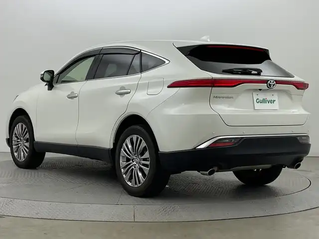 トヨタ ハリアー Z 新潟県 2020(令2)年 2.3万km ホワイトパールクリスタルシャイン ワンオーナー/4WD/衝突被害軽減ブレーキ/レーンキープアシスト/ブラインドスポットモニター/デジタルインナーミラー/純正ナビ/　（フルセグTV/BT/AUX/USB/AM/FM）/JBLプレミアムサウンドシステム/全周囲カメラ/パワーバックドア/レーダークルーズコントロール/LEDヘッドライト/ハーフレザーシート/パワーシート/純正19インチアルミホイール/ステアリングスイッチ/USBポート/スマートキー/ETC2.0