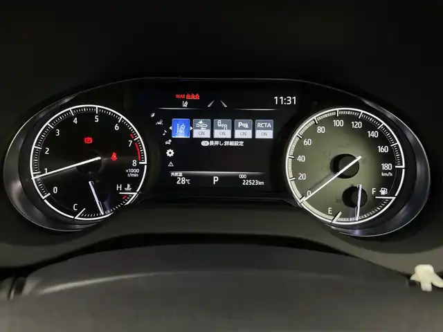 トヨタ ハリアー Z 新潟県 2020(令2)年 2.3万km ホワイトパールクリスタルシャイン ワンオーナー/4WD/衝突被害軽減ブレーキ/レーンキープアシスト/ブラインドスポットモニター/デジタルインナーミラー/純正ナビ/　（フルセグTV/BT/AUX/USB/AM/FM）/JBLプレミアムサウンドシステム/全周囲カメラ/パワーバックドア/レーダークルーズコントロール/LEDヘッドライト/ハーフレザーシート/パワーシート/純正19インチアルミホイール/ステアリングスイッチ/USBポート/スマートキー/ETC2.0