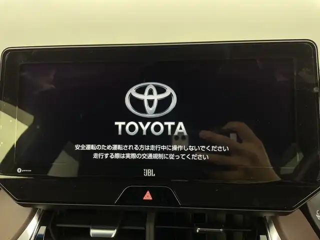 トヨタ ハリアー Z 新潟県 2020(令2)年 2.3万km ホワイトパールクリスタルシャイン ワンオーナー/4WD/衝突被害軽減ブレーキ/レーンキープアシスト/ブラインドスポットモニター/デジタルインナーミラー/純正ナビ/　（フルセグTV/BT/AUX/USB/AM/FM）/JBLプレミアムサウンドシステム/全周囲カメラ/パワーバックドア/レーダークルーズコントロール/LEDヘッドライト/ハーフレザーシート/パワーシート/純正19インチアルミホイール/ステアリングスイッチ/USBポート/スマートキー/ETC2.0