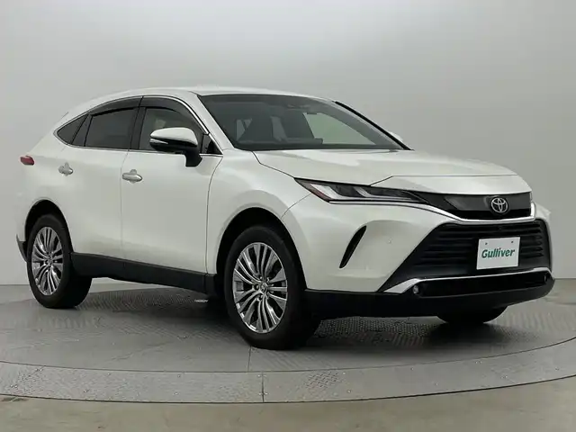 トヨタ ハリアー Z 新潟県 2020(令2)年 2.3万km ホワイトパールクリスタルシャイン ワンオーナー/4WD/衝突被害軽減ブレーキ/レーンキープアシスト/ブラインドスポットモニター/デジタルインナーミラー/純正ナビ/　（フルセグTV/BT/AUX/USB/AM/FM）/JBLプレミアムサウンドシステム/全周囲カメラ/パワーバックドア/レーダークルーズコントロール/LEDヘッドライト/ハーフレザーシート/パワーシート/純正19インチアルミホイール/ステアリングスイッチ/USBポート/スマートキー/ETC2.0