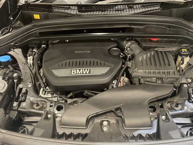 ＢＭＷ Ｘ１ xDrive 18d xライン 新潟県 2020(令2)年 4.7万km サファイアブラックP アドバンスド・アクティブ・セーフティ・パッケージ/-ドライビング・アシスト・プラス/（アクティブ・クルーズ・コントロール〔ストップ&ゴー機能付〕）/コンフォート・パッケージ/-オートマチック・テールゲート・オペレーション/-スライディング・リヤ・シート/-電動フロント・シート（運転席メモリー機能付）/10.25インチ ワイド・コントロール・ディスプレイ/-HDDナビゲーションシステム/・BT/USB/ラジオ/リアビューカメラ/ヒルディセントコントロール/パークディスタンスコントロール/パーキングアシスト/LEDヘッドライト/LEDフォグランプ/コンフォートアクセス/前後ドライブレコーダー/純正18インチアルミホイール/ETC2.0