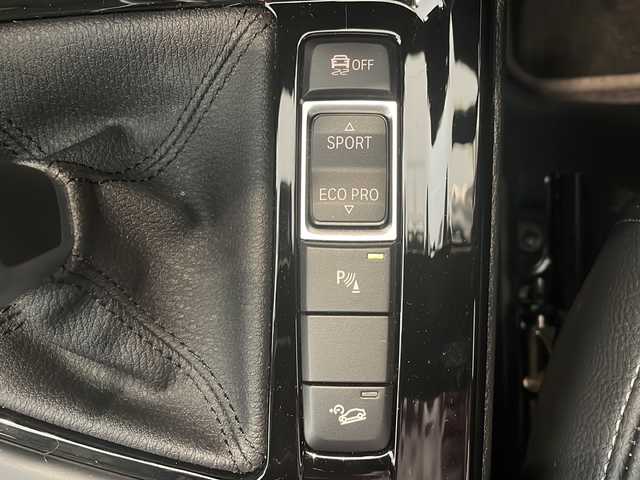 ＢＭＷ Ｘ１ xDrive 18d xライン 新潟県 2020(令2)年 4.7万km サファイアブラックP アドバンスド・アクティブ・セーフティ・パッケージ/-ドライビング・アシスト・プラス/（アクティブ・クルーズ・コントロール〔ストップ&ゴー機能付〕）/コンフォート・パッケージ/-オートマチック・テールゲート・オペレーション/-スライディング・リヤ・シート/-電動フロント・シート（運転席メモリー機能付）/10.25インチ ワイド・コントロール・ディスプレイ/-HDDナビゲーションシステム/・BT/USB/ラジオ/リアビューカメラ/ヒルディセントコントロール/パークディスタンスコントロール/パーキングアシスト/LEDヘッドライト/LEDフォグランプ/コンフォートアクセス/前後ドライブレコーダー/純正18インチアルミホイール/ETC2.0