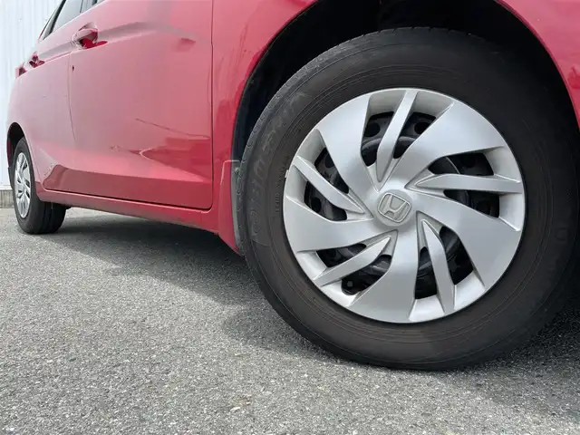 ホンダ フィット 13G Lパッケージ ファインED 福岡県 2016(平28)年 8.6万km ミラノレッド ワンオーナー/純正ナビ（ＶＸＭ－１７４ＶＦｉ）/フルセグTV/CD/DVD/BT/SD/バックカメラ/CTBA/クルーズコントロール/ＬＥＤオートライト/ＥＴＣ/アイドリングストップ/スマートキー/プッシュスタート/電格ミラー