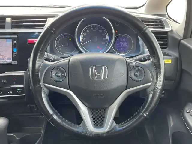 ホンダ フィット 13G Lパッケージ ファインED 福岡県 2016(平28)年 8.6万km ミラノレッド ワンオーナー/純正ナビ（ＶＸＭ－１７４ＶＦｉ）/フルセグTV/CD/DVD/BT/SD/バックカメラ/CTBA/クルーズコントロール/ＬＥＤオートライト/ＥＴＣ/アイドリングストップ/スマートキー/プッシュスタート/電格ミラー