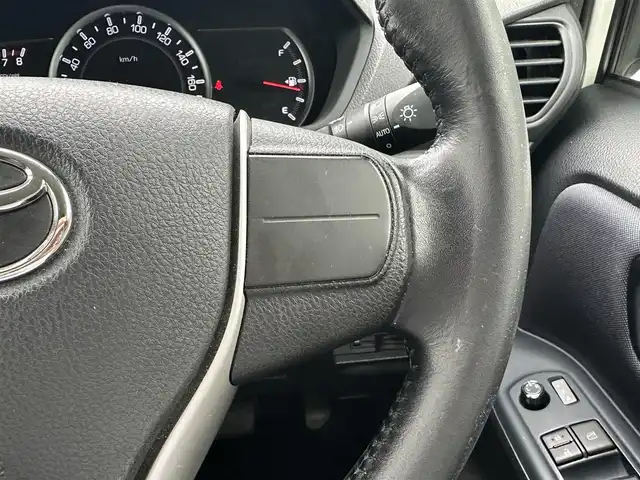 トヨタ ヴォクシー ZS 煌 愛知県 2015(平27)年 9.3万km ホワイトパールクリスタルシャイン ワンオーナー/純正ナビ/バックカメラ/フルセグＴＶ/DVD再生/ETC/Bluetooth/両側パワステスライド/フォグランプ/T-Connect/取扱説明書/保証書/記録簿