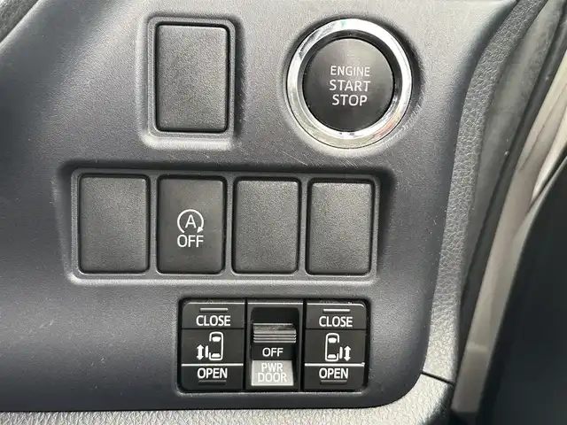 トヨタ ヴォクシー ZS 煌 愛知県 2015(平27)年 9.3万km ホワイトパールクリスタルシャイン ワンオーナー/純正ナビ/バックカメラ/フルセグＴＶ/DVD再生/ETC/Bluetooth/両側パワステスライド/フォグランプ/T-Connect/取扱説明書/保証書/記録簿