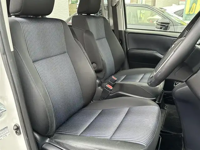 トヨタ ヴォクシー ZS 煌 愛知県 2015(平27)年 9.3万km ホワイトパールクリスタルシャイン ワンオーナー/純正ナビ/バックカメラ/フルセグＴＶ/DVD再生/ETC/Bluetooth/両側パワステスライド/フォグランプ/T-Connect/取扱説明書/保証書/記録簿