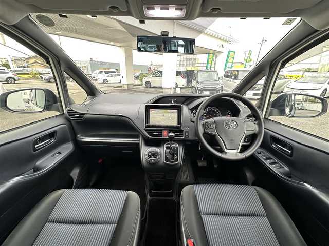 トヨタ ヴォクシー ZS 煌 愛知県 2015(平27)年 9.3万km ホワイトパールクリスタルシャイン ワンオーナー/純正ナビ/バックカメラ/フルセグＴＶ/DVD再生/ETC/Bluetooth/両側パワステスライド/フォグランプ/T-Connect/取扱説明書/保証書/記録簿