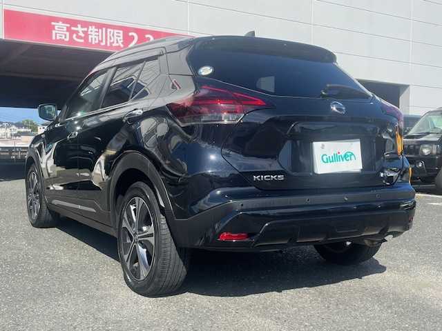 日産 キックス X 茨城県 2021(令3)年 1.7万km 黒 純正ＳＤナビ/（FM/AM/BT/フルセグTV）/ETC２．０/プロパイロット/インテリジェントエマージェンシーブレーキ/LEDヘッドライト/純正フロアマット/純正アルミホイール/ドアバイザー/パワーウィンドウ/ABS/横滑り防止装置/オートライト