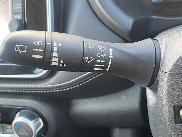 日産 キックス X 茨城県 2021(令3)年 1.7万km 黒 純正ＳＤナビ/（FM/AM/BT/フルセグTV）/ETC２．０/プロパイロット/インテリジェントエマージェンシーブレーキ/LEDヘッドライト/純正フロアマット/純正アルミホイール/ドアバイザー/パワーウィンドウ/ABS/横滑り防止装置/オートライト