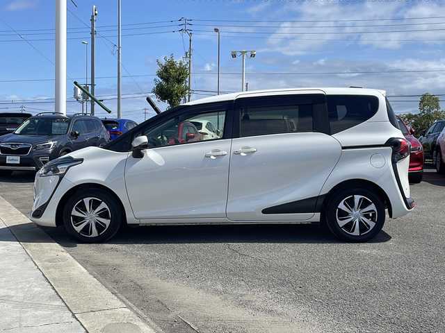 トヨタ シエンタ G クエロ 徳島県 2020(令2)年 4.2万km ホワイトパールクリスタルシャイン 純正9型SDナビ　NSZT-Y68T/（ラジオ/DISC/フルセグ/SD/BT）/純正12.1インチフリップダウンモニター/バックカメラ/ハーフレザーシート/クリアランスソナー/両側電動スライドドア/ETC/LEDヘッドライト/LEDフォグライト/コムラック前後ドライブレコーダー/純正フロアマット/ドアバイザー