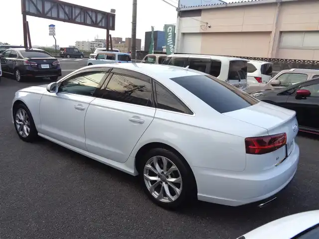 アウディ Ａ６ 2．0 TFSI クワトロ 鹿児島県 2016(平28)年 7.8万km グレイシアホワイトメタリック コンフォートシートパッケージ、バルコナレザー/前席温冷シート、シートベンチレーション/BOSEスピーカー/リアコンフォートプラスパッケージ/4席独立温度調整オートエアコン/後席左右シートヒーター/リア電動サンブラインド/アダプティブクルーズコントロール/純正ナビ、フルセグTV、DVD、CD/ブルートゥース、USB/バックカメラ/純正OPウォールナット調パネル/ビルトインETC2.0/取説、MMI取説、保証書/スマートキー2個あり/車検令和9年10月まであり