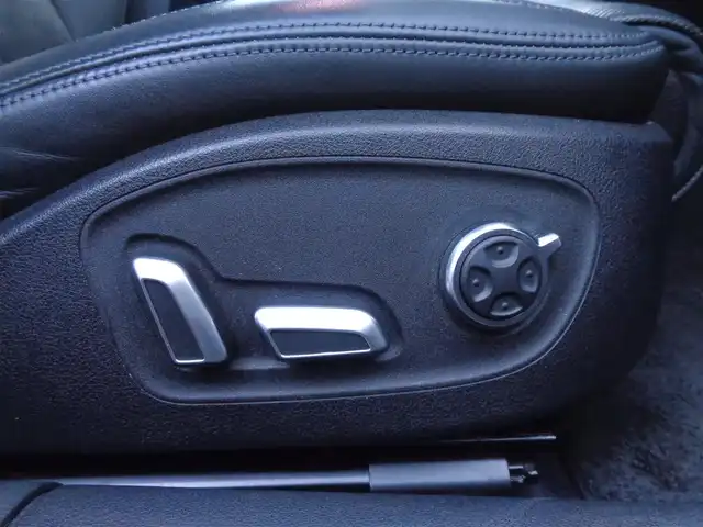 アウディ Ａ６ 2．0 TFSI クワトロ 鹿児島県 2016(平28)年 7.8万km グレイシアホワイトメタリック コンフォートシートパッケージ、バルコナレザー/前席温冷シート、シートベンチレーション/BOSEスピーカー/リアコンフォートプラスパッケージ/4席独立温度調整オートエアコン/後席左右シートヒーター/リア電動サンブラインド/アダプティブクルーズコントロール/純正ナビ、フルセグTV、DVD、CD/ブルートゥース、USB/バックカメラ/純正OPウォールナット調パネル/ビルトインETC2.0/取説、MMI取説、保証書/スマートキー2個あり/車検令和9年10月まであり