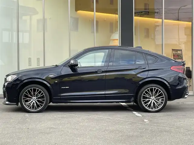 ＢＭＷ Ｘ４ xDrive 28i Mスポーツ 青森県 2017(平29)年 4.3万km カーボンブラックM 純正ナビ/(フルセグTV/CD/DVD/Bluetooth)/アクティブクルーズコントロール/全周囲カメラ/前席シートヒーター/前席パワーシート/前後ドライブレコーダー/パドルシフト/サンルーフ/衝突軽減ブレーキ/レーンキープアシスト/車載機/純正フロアマット/純正アルミホイール/4WD/ダウンヒルアシスト/前後コーナーセンサー/オートライト/スマートキー